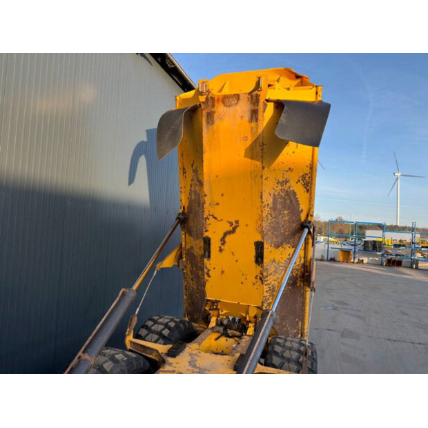 2015 فولفو A25G-45013411