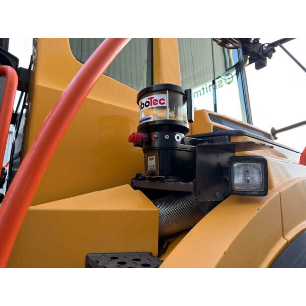 2015 فولفو A25G-45013422