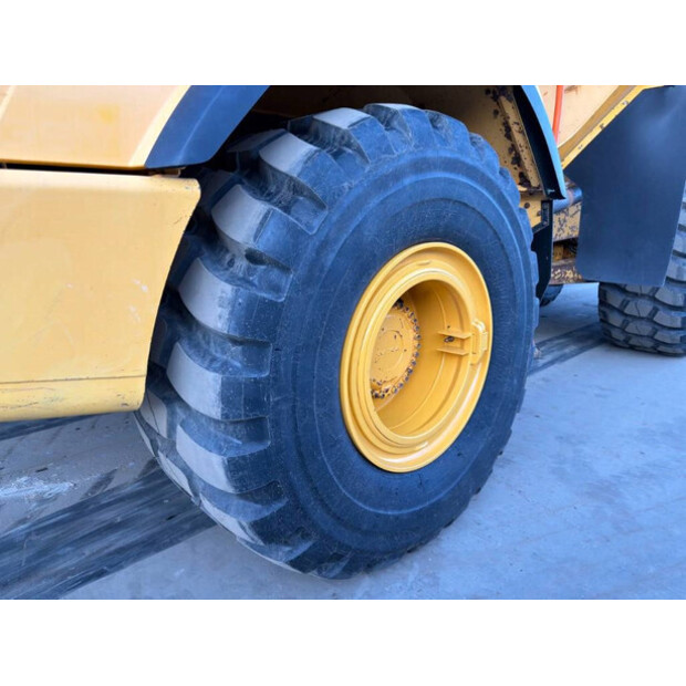 2015 فولفو A25G-45013434