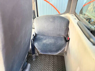 2015-volvo-a25g-1406754-45013446