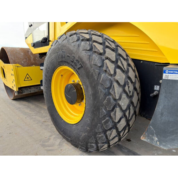 2017 BOMAG BW213D-5-45013477