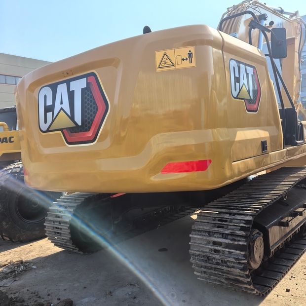 2022 Caterpillar 330-45013533