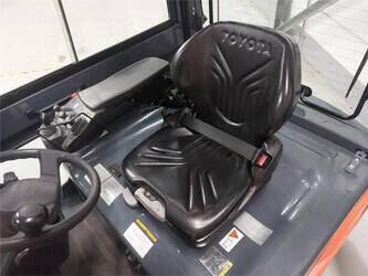 2020-toyota-8fbmkt25-1406358-45013824