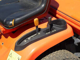 2013-kubota-others-1406778-45014100