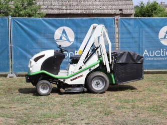 صورة ل جزازات 2011 Etesia BPHPX