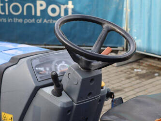 2010-iseki-tm-3265-1406786-45014404