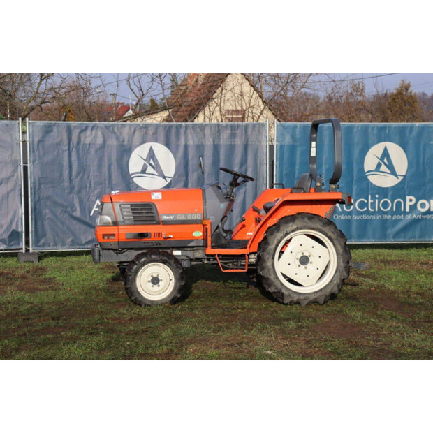 KUBOTA Grandel GL200-45014490