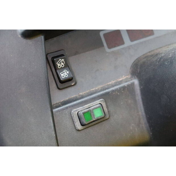 2004 JOHN DEERE GATOR HPX-45014563