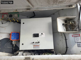 2022-mercedes-benz-arocs-3240-1406714-45015046