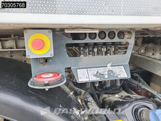 2022-mercedes-benz-arocs-3240-1406714-45015047