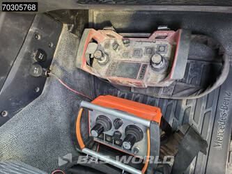 2022-mercedes-benz-arocs-3240-1406714-45015049