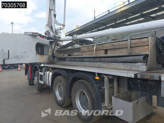 2022-mercedes-benz-arocs-3240-1406714-45015061