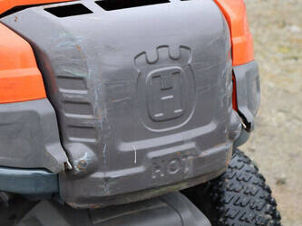 2018-husqvarna-r215th-45015177