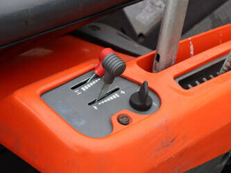 2018-husqvarna-r215th-45015193