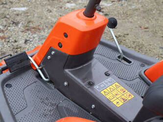 2018-husqvarna-r216awd-45015342