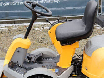 2015-stiga-p901-45015737