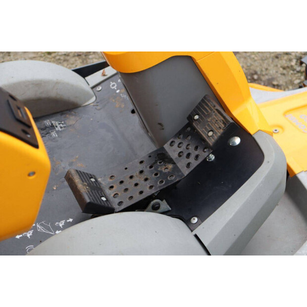 2017 Stiga PARK PRO 21 4WD-45015994