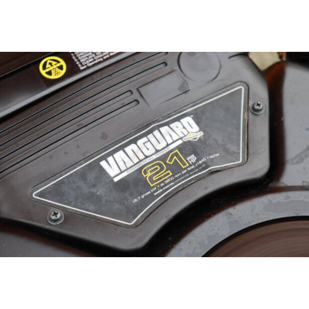 2017 Stiga PARK PRO 21 4WD-45016002