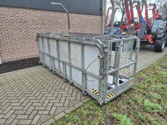 صورة ل رافعة شوكية تلسكوبية أخرى