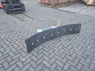 صورة ل رافعة شوكية تلسكوبية أخرى