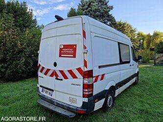 2017-mercedes-benz-sprinter-1407048-45030807