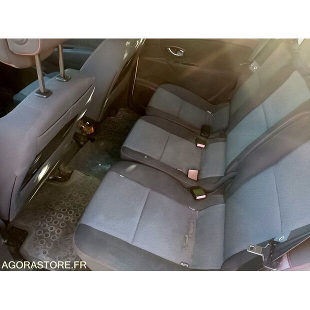 2012 Renault Megane-45030858