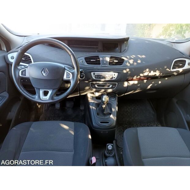 2012 Renault Megane-45030860