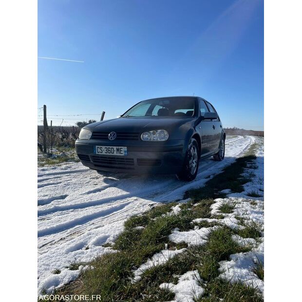 2003 Volkswagen Golf-45030898