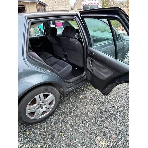 2003 Volkswagen Golf-45030907