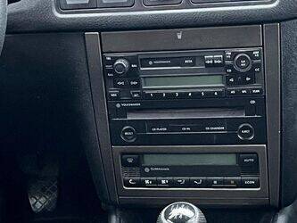 2003-volkswagen-golf-1407057-45030908