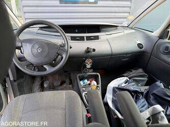 2010-renault-espace-45030953