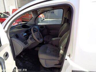 2011-renault-kangoo-1407067-45030971
