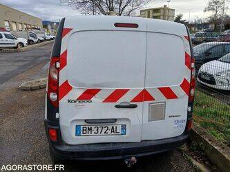 2009-renault-kangoo-1407099-45031270
