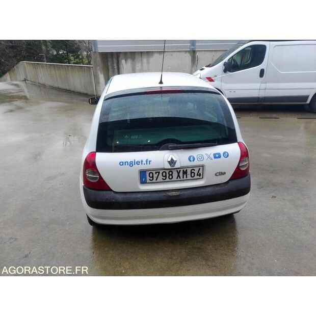 2003 Renault Clio-45031460