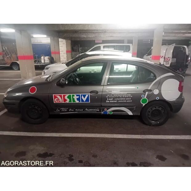 2002 Renault Megane-45031470