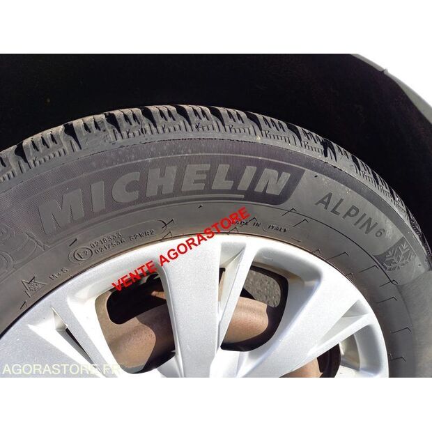 2018 Peugeot 208-45031498