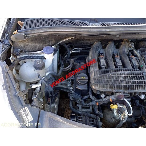 2018 Peugeot 208-45031500