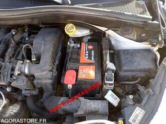 2018-peugeot-208-1407119-45031501