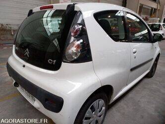 2011-citroen-c1-1407121-45031515