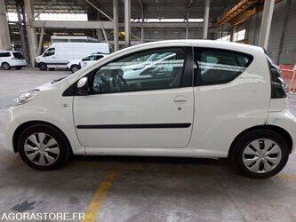 2011-citroen-c1-1407121-45031521