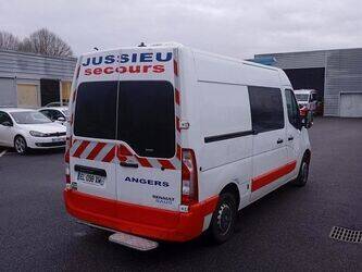 2017-renault-master-1407124-45031546