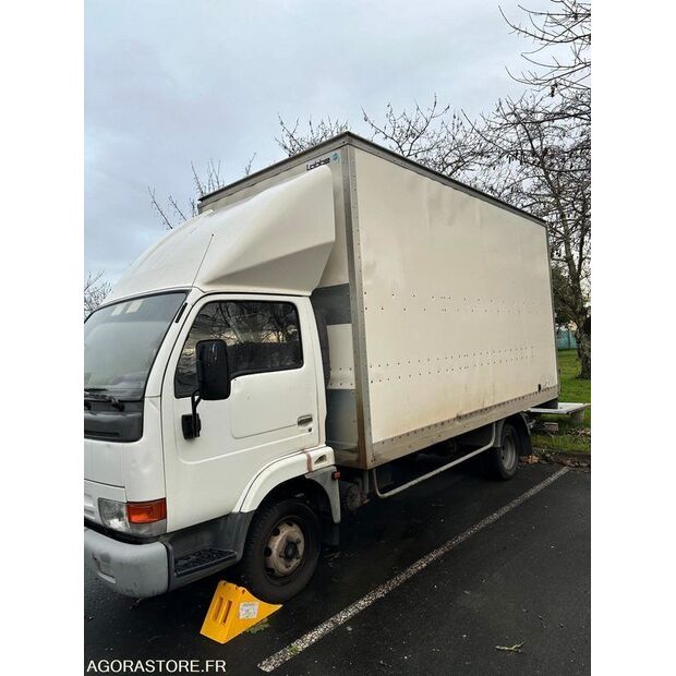 2001 NISSAN Cabstar-45031588