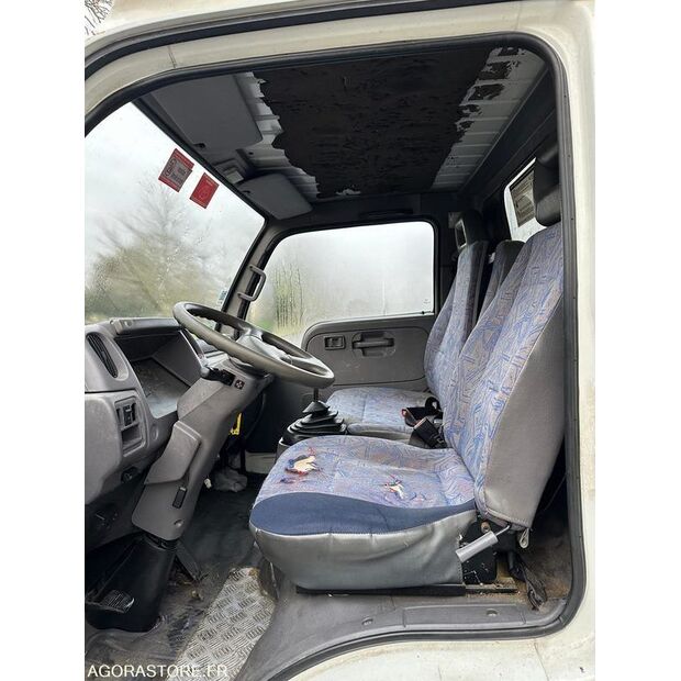 2001 NISSAN Cabstar-45031591