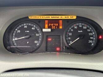 2006-renault-trafic-1407134-45031622