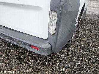 2006-renault-trafic-1407134-45031640