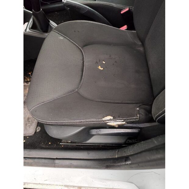 2013 Renault Clio-45031663