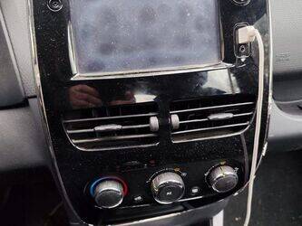 2013-renault-clio-1407137-45031666