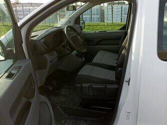 2019-citroen-jumpy-1407159-45031835