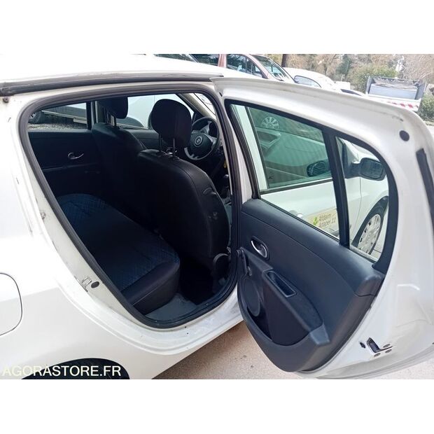 2008 Renault Clio-45032026