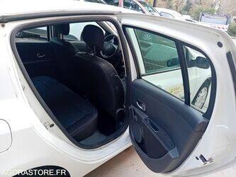 2008-renault-clio-1406177-45032026